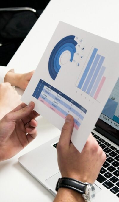 pexels-artempodrez-5716001